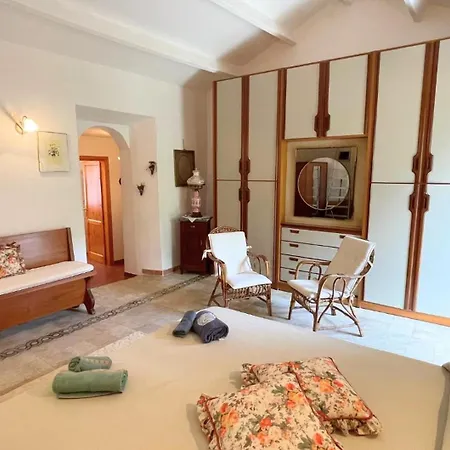 Stazzo Lughente A Typical Sardinian House Holiday home Cugnana