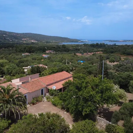 Holiday home 5 Min To Costa Smeralda - A Typical Sardinian House - Stazzo Lughente *