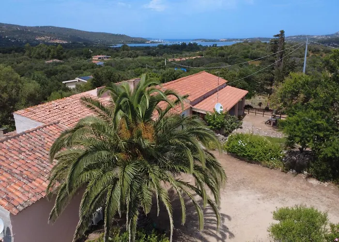 別荘 5 Min To Costa Smeralda - A Typical Sardinian House - Stazzo Lughente
