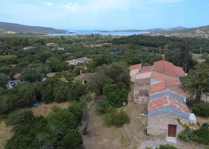 別荘 5 Min To Costa Smeralda - A Typical Sardinian House - Stazzo Lughente